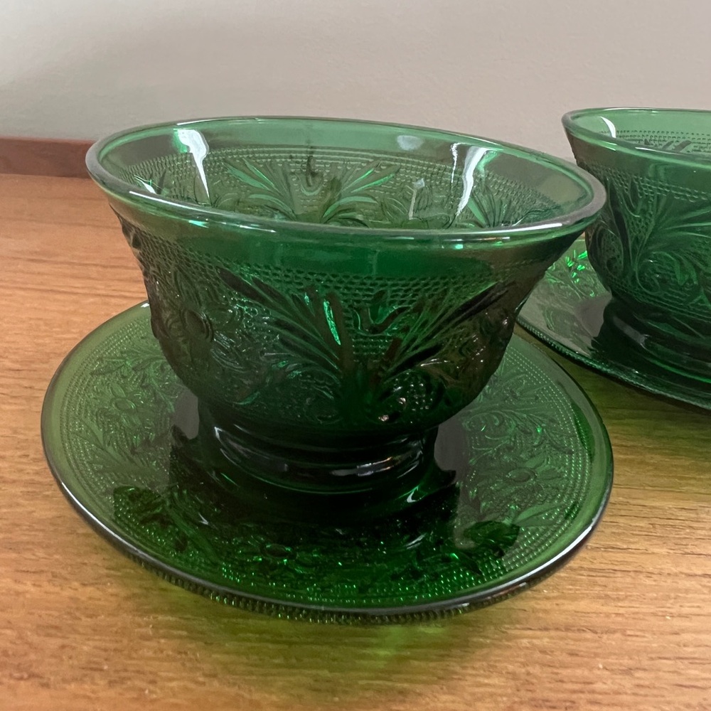 Set of 2 Anchor Hocking custard Cup and Saucer.  Forest Green depression glass. - Picture 2 of 5